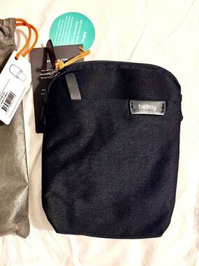 Bellroy City Pouch (cross-body bag, e-reader or small tablet, wallet, sunglasses
